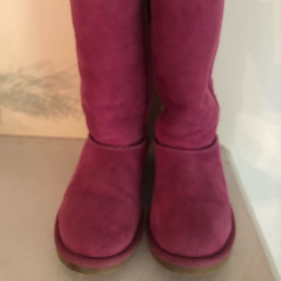 UGG Tall Classic 4.0 - Picture 4 of 8